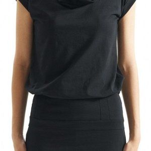 Arya black yoga top
